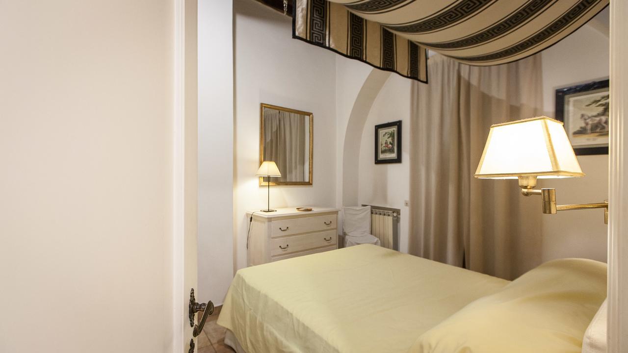 Teatro Pace Apartment Roma Exterior foto